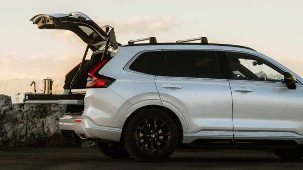 Honda CR-V превратилась в автодом на свое 30-летие Honda CR-V превратилась в автодом на свое 30-летие