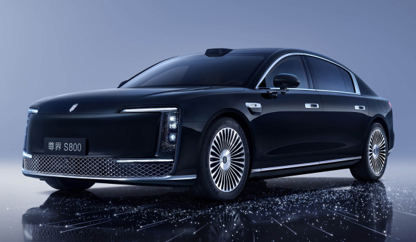 Huawei и JAC показали роскошный салон седана Maextro S800 Huawei и JAC показали роскошный салон седана Maextro S800