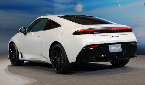 Возрожденная Honda Prelude: теперь без камуфляжа Возрожденная Honda Prelude: теперь без камуфляжа