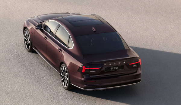 Седан Volvo S90 обновлен во второй раз (но не для всех) Седан Volvo S90 обновлен во второй раз (но не для всех)