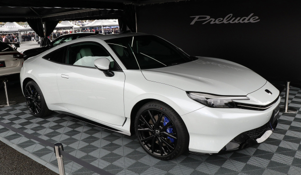 Возрожденная Honda Prelude: теперь без камуфляжа Возрожденная Honda Prelude: теперь без камуфляжа