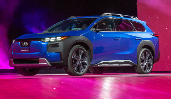 Двойной дебют: кроссовер Subaru Trailseeker и обновленная Solterra Двойной дебют: кроссовер Subaru Trailseeker и обновленная Solterra