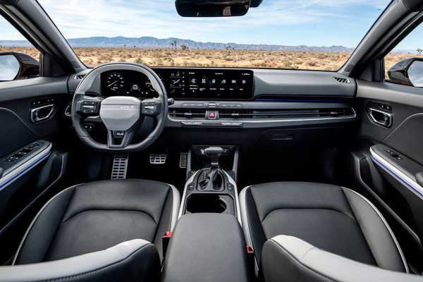 На моторшоу в Нью-Йорке состоялась премьера хэтчбека KIA K4 На моторшоу в Нью-Йорке состоялась премьера хэтчбека KIA K4