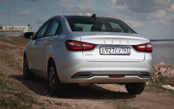 
            Сколько будет стоить страховка на Lada Iskra. Сравнение с ценой для Vesta
        