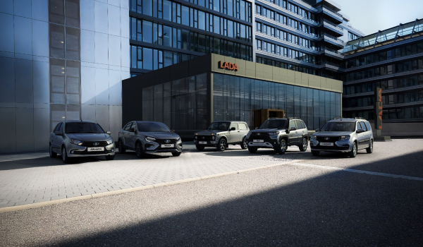 Дайджест дня: юбилейный Crown, предварительные итоги марта и другие события индустрии