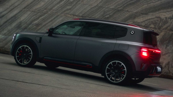 Представлен 650-сильный кроссовер smart #5 Brabus Представлен 650-сильный кроссовер smart #5 Brabus