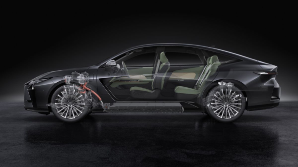 Дебютировал большой седан Lexus ES нового поколения Дебютировал большой седан Lexus ES нового поколения