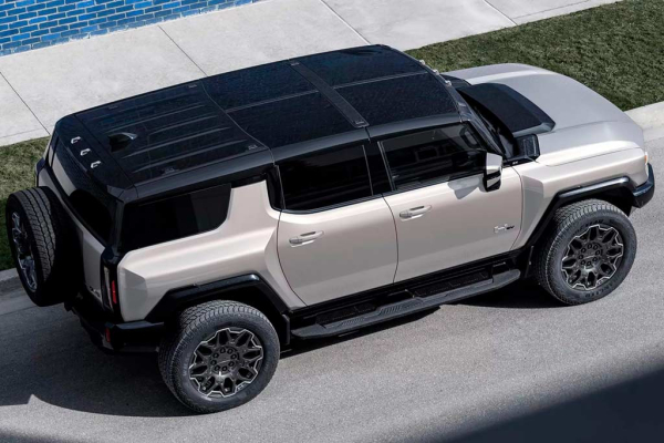 Американцы представили обновленный электрический GMC Hummer EV Американцы представили обновленный электрический GMC Hummer EV