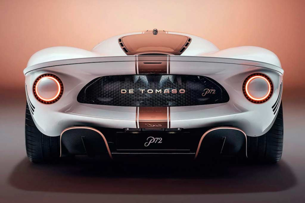 Серийный суперкар De Tomaso P72 получил 700-сильный двигатель V8 Серийный суперкар De Tomaso P72 получил 700-сильный двигатель V8