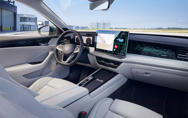 
            Кнопки вместо сенсорных экранов. 5 автомарок, решивших убрать тачскрины
        