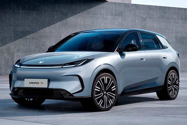 Компания BAIC рассекретила компактный электрический хэтчбек Arcfox T1