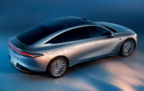 Buick Electra L7: большой гибридный седан для рынка Поднебесной Buick Electra L7: большой гибридный седан для рынка Поднебесной