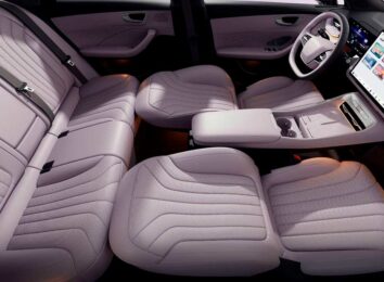 Roewe M7 DMH: китайский гибридный седан с дизайном в стиле Rolls-Royce Roewe M7 DMH: китайский гибридный седан с дизайном в стиле Rolls-Royce