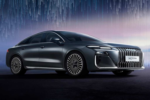 Roewe M7 DMH: китайский гибридный седан с дизайном в стиле Rolls-Royce Roewe M7 DMH: китайский гибридный седан с дизайном в стиле Rolls-Royce