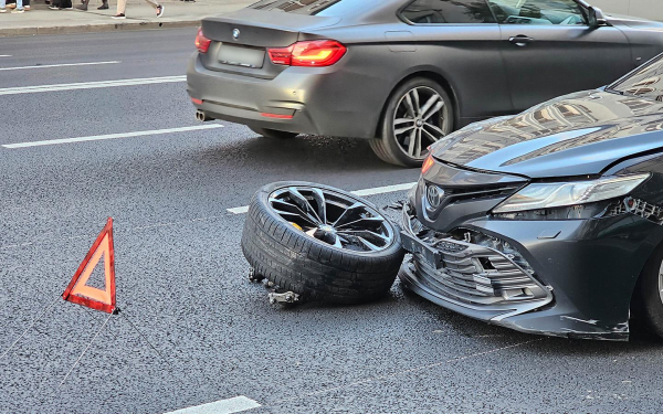 
            В России появятся новые правила ремонта машин по ОСАГО. Что изменится
        