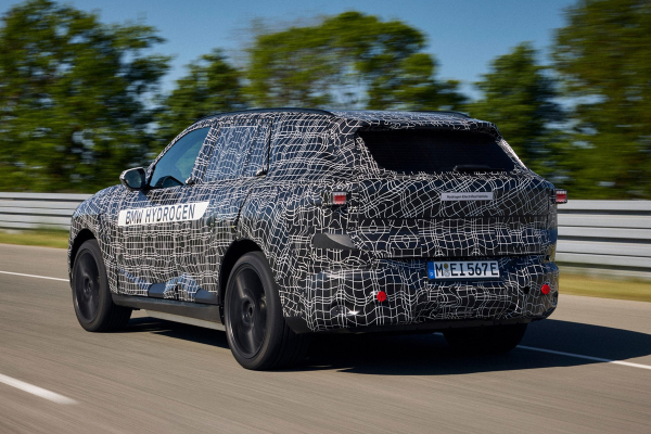 Новый BMW X5: первые официальные фотографии Новый BMW X5: первые официальные фотографии