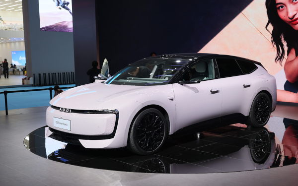 
            Езда без ОСАГО, Audi без колец и «утиль» без машин. Итоги недели
        