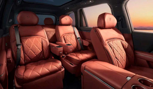 Voyah Taishan 2026: рассекречен 5,3-метровый флагманский кроссовер Voyah Taishan 2026: рассекречен 5,3-метровый флагманский кроссовер